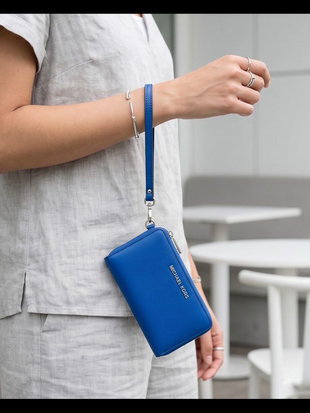 MICHAEL KORS Blue Leather Wristlet Wallet